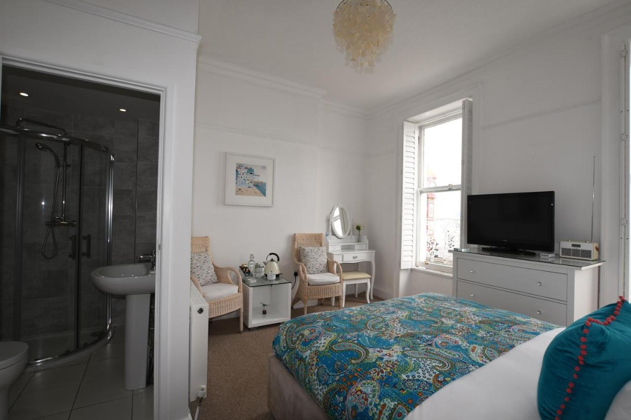 No. 98 Boutique Hotel Уеймут Екстериор снимка